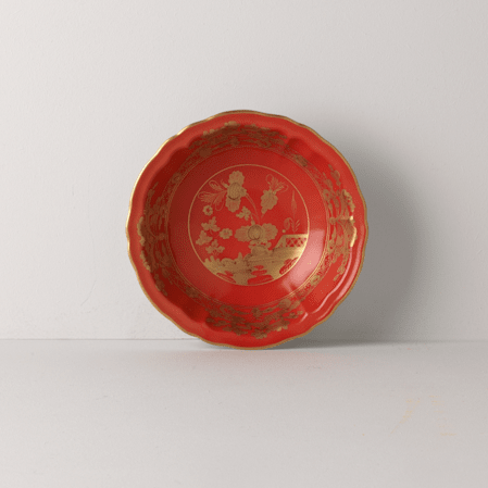 This remarkable Fruit Bowls form the ORIENTE ITALIANO Collection isn't just a vessel for soy sauce; it's a portal to history and artistry, a charming addition to your dining experience.