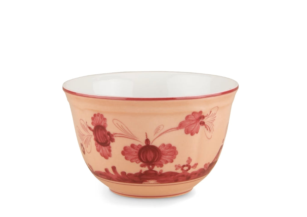 This remarkable Vermiglio Rice Bowl form the ORIENTE ITALIANO collection isn't just a vessel for soy sauce; it's a portal to history and artistry, a charming addition to your dining experience.