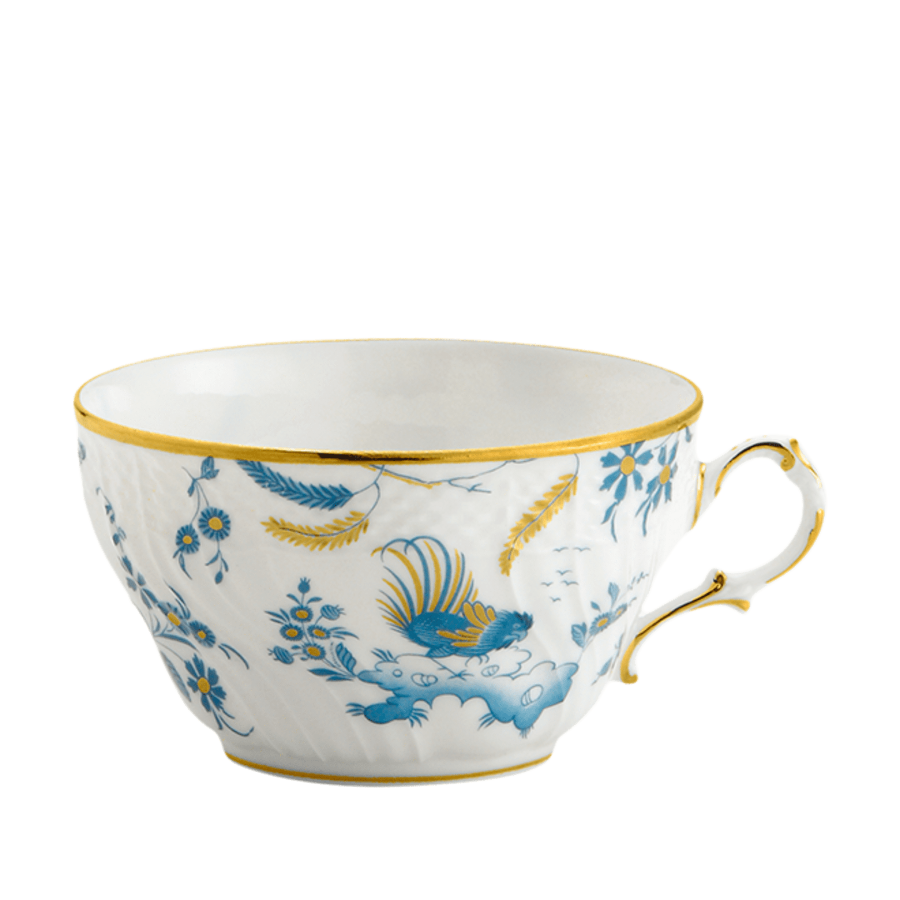 The Turchese tea cup from the Vecchio Ginori collection is a masterpiece of elegance and simplicity. Made of precious white porcelain, its classic shape and embossed decor make it a unique piece that can transform every moment of your day into an extraordinary experience.