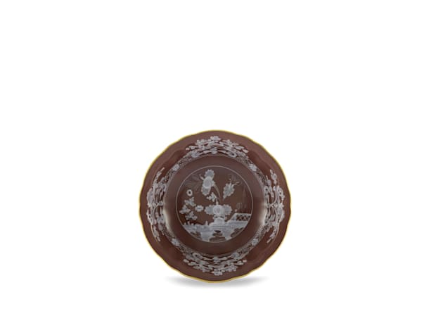 This remarkable Fruit Bowls form the ORIENTE ITALIANO Collection isn't just a vessel for soy sauce; it's a portal to history and artistry, a charming addition to your dining experience.