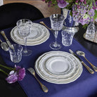 For your informal gatherings or everyday meals, these dinner plates will enhance your table setting and accompany you through your culinary moments with elegance. With their delicate hand-applied rims, the Filet Taupe dinner plates will perfectly complement many Gien collections.