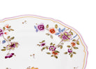 Porcelain flat plate with floral decoration. Granduca Coreana collection.
The flat plate is made of fine porcelain with pure gold thread and tell about an important chapter in the history of the Ginori 1735 manufacture. It draw inspiration from the passion of florentine noblewomen for the decorations of the Imperial Kimono, from which the floral motif called "Korean style" is taken.