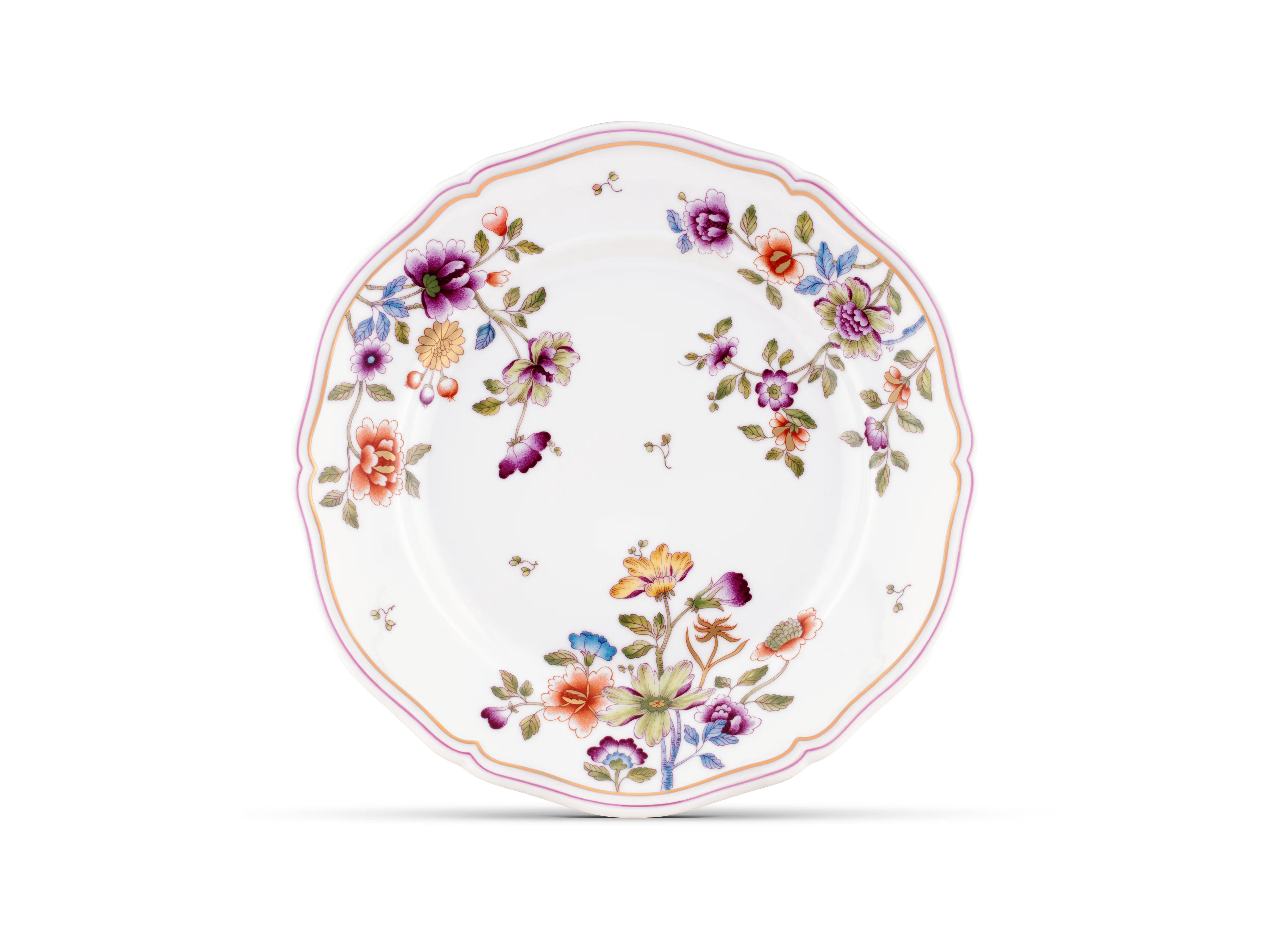 Porcelain flat plate with floral decoration. Granduca Coreana collection.
The flat plate is made of fine porcelain with pure gold thread and tell about an important chapter in the history of the Ginori 1735 manufacture. It draw inspiration from the passion of florentine noblewomen for the decorations of the Imperial Kimono, from which the floral motif called "Korean style" is taken.