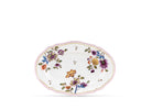 It is distinguished by the famous "alla Coreana" pattern inspired by Florentine noblewomen's passion for decoupage and the weaves of imperial kimonos. The peony, a symbol of beauty and happiness, stands out in the pattern's weave; the pure gold threading, the Florentine Manifatura's distinctive signature, embellishes the design; the classic and refined Antico Doccia shape defines the lines and makes the tray suitable for matching with sophisticated simplicity. 