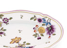 It is distinguished by the famous "alla Coreana" pattern inspired by Florentine noblewomen's passion for decoupage and the weaves of imperial kimonos. The peony, a symbol of beauty and happiness, stands out in the pattern's weave; the pure gold threading, the Florentine Manifattura's distinctive signature, embellishes the design; the classic and refined Antico Doccia shape defines the lines and makes the tray suitable for matching with sophisticated simplicity. 