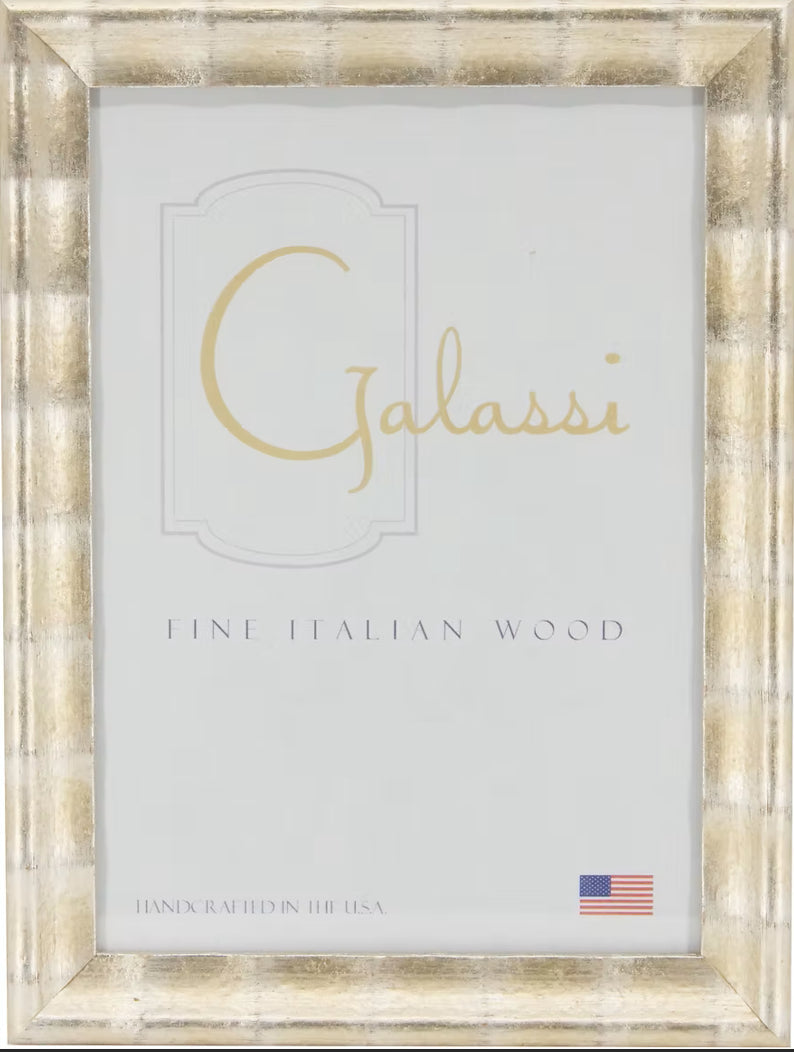 Gold picture frame with 'Galassi' branding and size indication on a white background